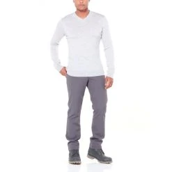 Grosses soldes ✔️ Icebreaker Shearer V Sweater - Pull en laine mérinos homme I Hardloop ???? -Icebreaker Shop icebreaker shearer v sweater pull en laine merinos homme black 2